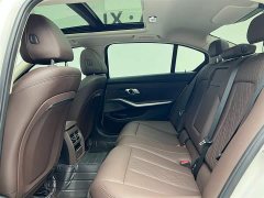 BMW 3 Series 320Li M Sport Package - фото 16