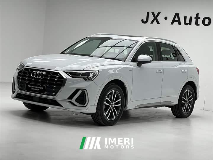 Audi Q3 2022 35 TFSI aggressive and dynamic - автомобиль из Китая
