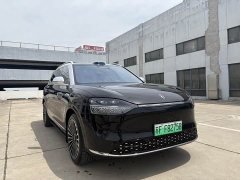 AITO Wenjie M9 2024 extended range Max version 42kWh 6-seater version - фото 3