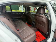 BMW 5 Series 525Li Luxury Package - фото 15