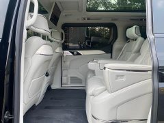 Volvo EM90 Ultra six-seater - фото 17