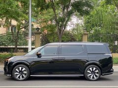 Volvo EM90 Ultra six-seater - фото 2