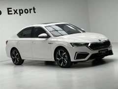 Lexus Octavia PRO TSI280 Luxury Edition - фото 3
