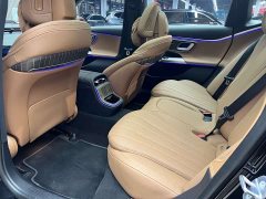 Mercedes-Benz E-Class New Energy E 350 e L plug-in hybrid sedan - фото 13
