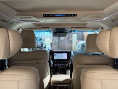 Toyota Alphard 2021 Hybrid 2.5L Luxury - фото 20
