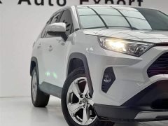 Toyota RAV4 Rongfang 2.0L CVT two-wheel drive fashion version - фото 7