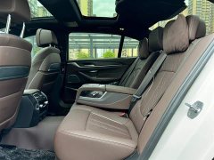 BMW 5 Series Facelift II 530Li Luxury M Sport Package - фото 13