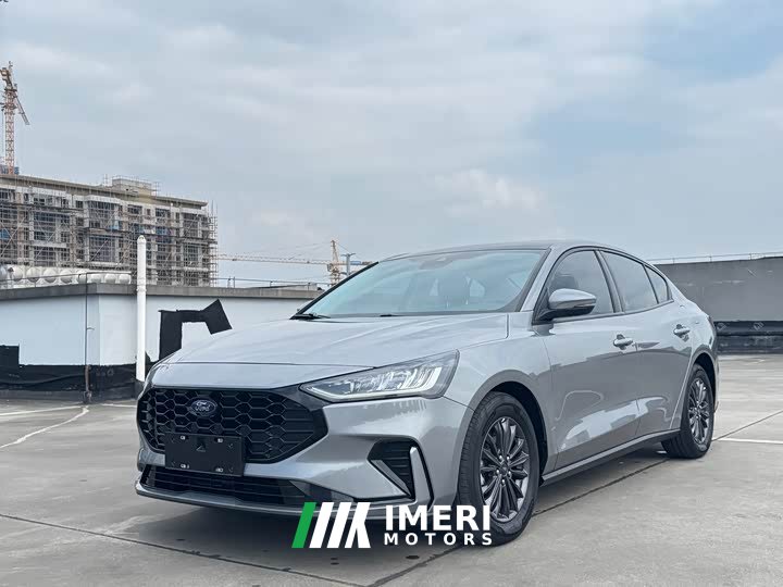 Lynk & Co Focus 2022 sedan EcoBoost 180 automatic racing version - автомобиль из Китая