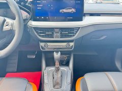 Lynk & Co Focus 2022 sedan EcoBoost 180 automatic racing version - фото 13