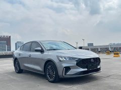 Lynk & Co Focus 2022 sedan EcoBoost 180 automatic racing version - фото 3