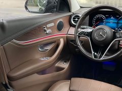 Mercedes-Benz E-Class Facelift E 300 L Luxury - фото 20