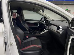 Geely Binyue 2021 1.4T Manual Gold Edition - фото 16