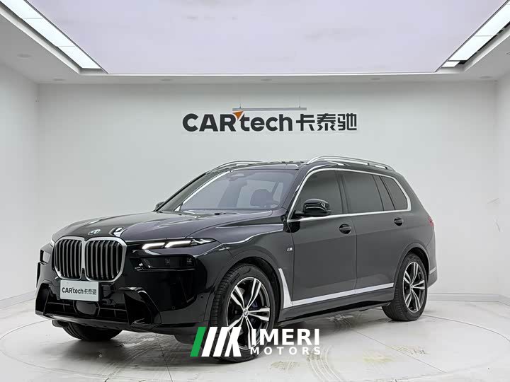 BMW X7 xDrive40i Exclusive M Sports Package - автомобиль из Китая