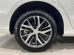 Geely Emgrand 4th Generation 1.5L CVT Elite - фото 17