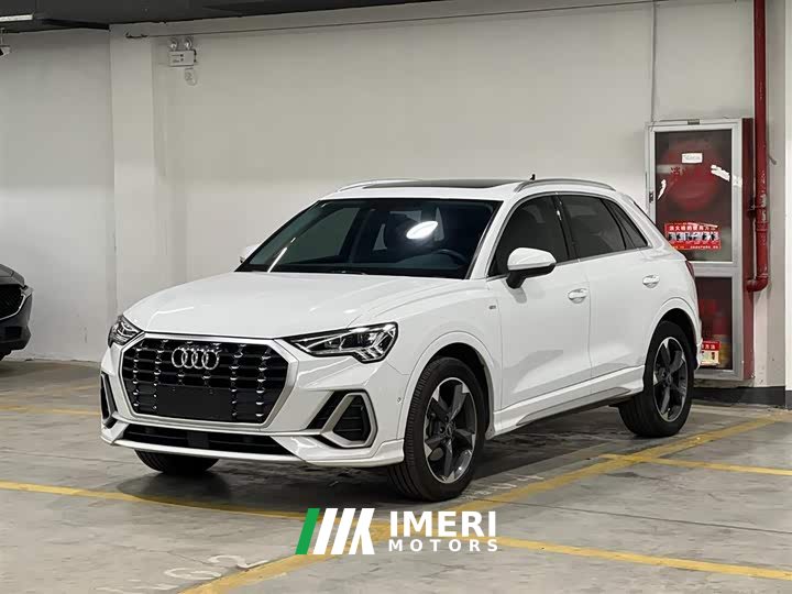 Audi Q3 35 TFSI Fashionable and Dynamic - автомобиль из Китая