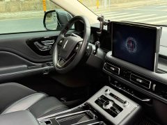 Lynk & Co Pilot 2022 3.0T V6 four-wheel drive 100th anniversary limited edition - фото 17