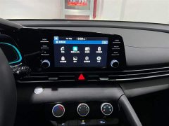 Lexus Elantra 2023 1.5L CVT GLX Elite Edition - фото 15