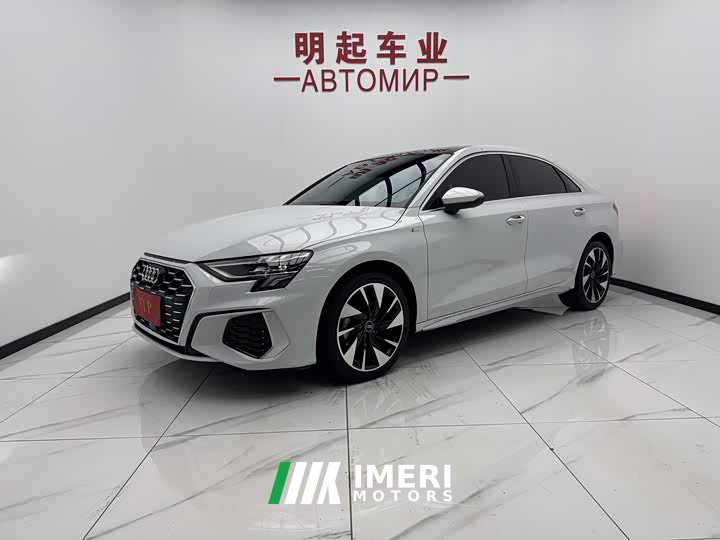Audi A3 A3L Limousine 35 TFSI Fashion Sport - автомобиль из Китая