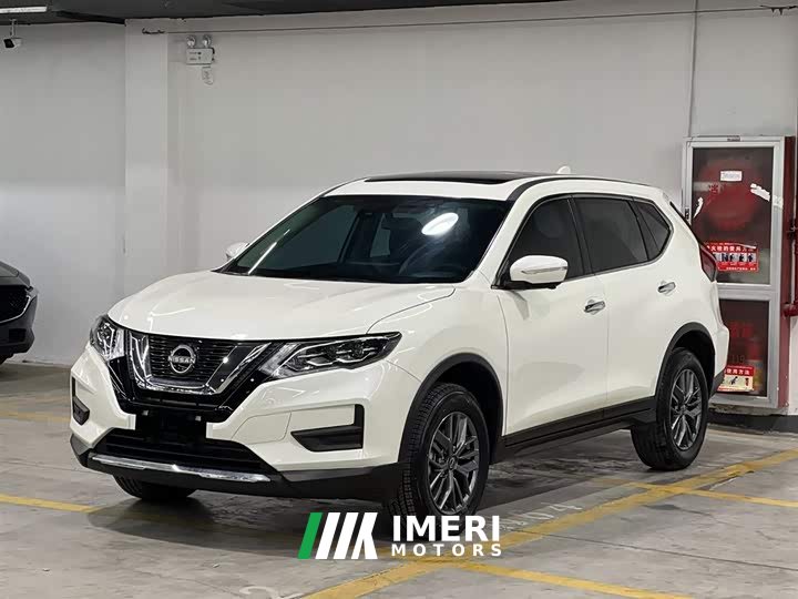 Nissan X-Trail Honor 2.0L 2WD Leading Edition - автомобиль из Китая