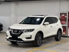 Nissan X-Trail Honor 2.0L 2WD Leading Edition - фото 1