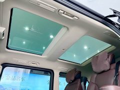 Mercedes-Benz V-Class 2024 V 300 Premium Edition - фото 12