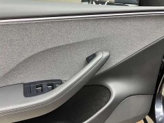 Tesla Model 3 2025 facelift rear-wheel drive version - фото 15