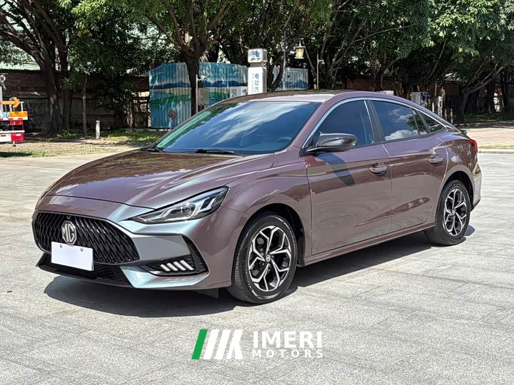 Lexus MG5 2022 180DVVT CVT Youth Deluxe Edition - автомобиль из Китая