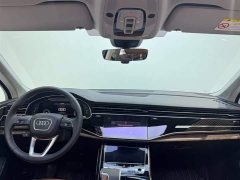 Audi Q7 55 TFSI quattro S line Sport - фото 7