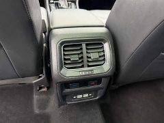 Volkswagen Tiguan L 330TSI Automatic FWD R-Line Premium Edition - фото 8