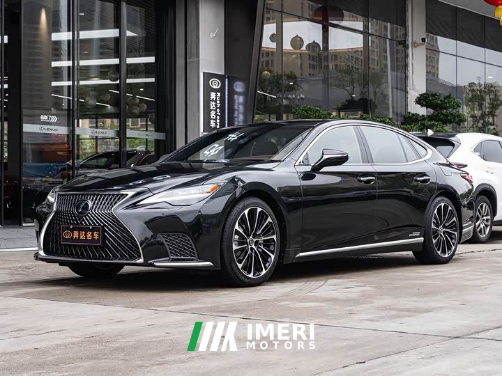 Lexus LS 500h Executive Edition - автомобиль из Китая
