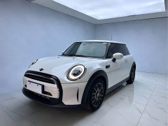 MINI 2023 1.5T ONE - фото 1