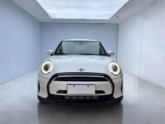 MINI 2023 1.5T ONE - фото 2