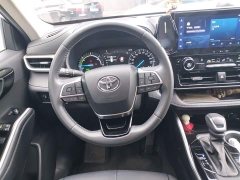 Toyota Highlander 2.5L intelligent electric hybrid dual-engine four-wheel drive premium version 7 seats - фото 11