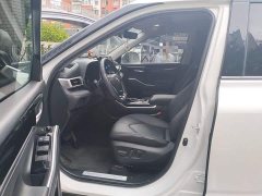 Toyota Highlander 2.5L intelligent electric hybrid dual-engine four-wheel drive premium version 7 seats - фото 16