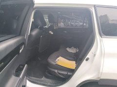 Toyota Highlander 2.5L intelligent electric hybrid dual-engine four-wheel drive premium version 7 seats - фото 18
