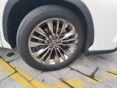 Toyota Highlander 2.5L intelligent electric hybrid dual-engine four-wheel drive premium version 7 seats - фото 8