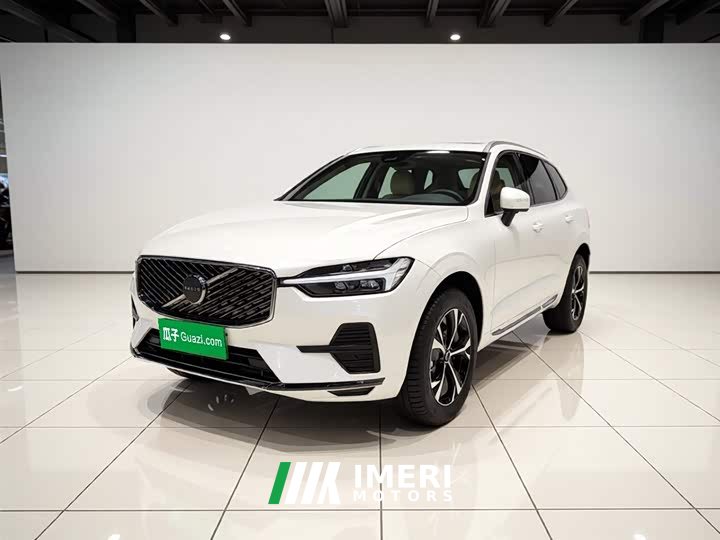 Volvo XC60 B5 four-wheel drive Zhiyi Luxury Edition - автомобиль из Китая