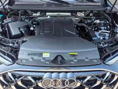 Audi Q5L 2026 2.0T Exclusive Edition for Ten Million Users - фото 9