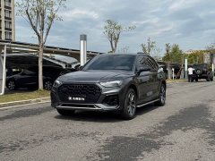 Audi Q5L 40T luxury and dynamic - фото 1