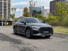 Audi Q5L 40T luxury and dynamic - фото 3