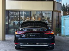 Lexus ES 200 Premium Edition - фото 3