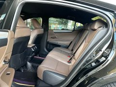 Lexus ES 200 Premium Edition - фото 7