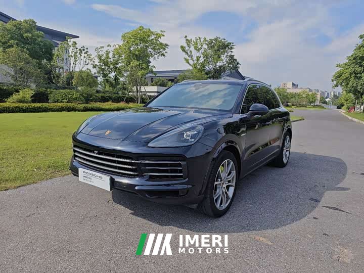 Porsche Cayenne E-Hybrid 2.0T - автомобиль из Китая