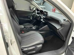 Peugeot 2008 2022 230THP THE ONE - фото 14
