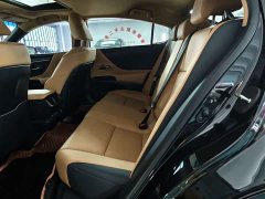 Lexus ES 200 Premium Edition - фото 10
