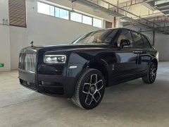 Rolls-Royce Cullinan Black Badge - фото 1