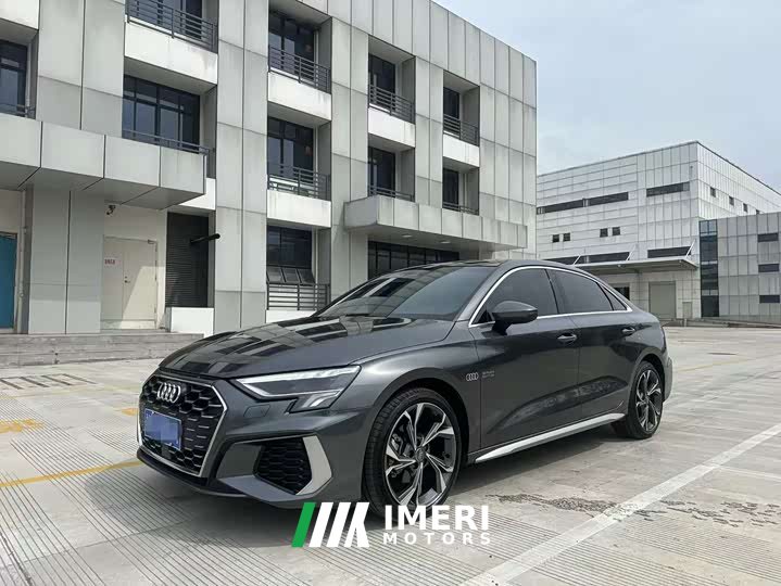 Audi A3 A3L Limousine 35 TFSI Advanced Life Edition - автомобиль из Китая