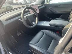 Tesla Model Y rear-wheel drive version - фото 4