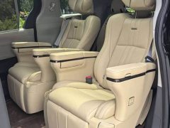 Toyota Granvia 2023 2.5L Hybrid Luxury - фото 9