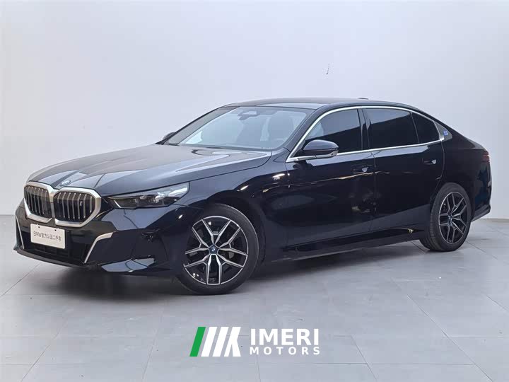 BMW i5 2024 eDrive 35L Exclusive M Sports Package - автомобиль из Китая